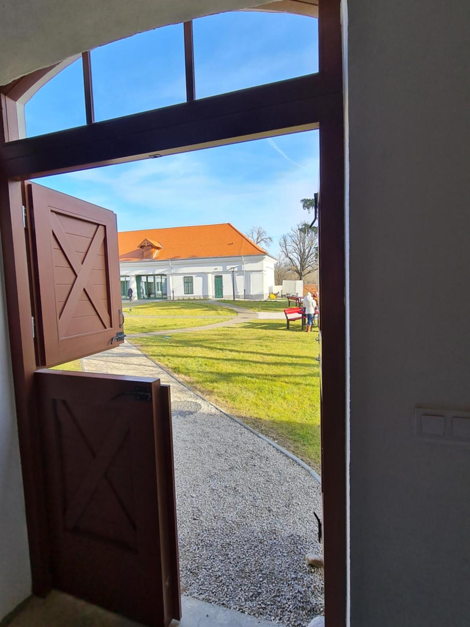 Ginger House Apartment Keszthely Buitenkant foto